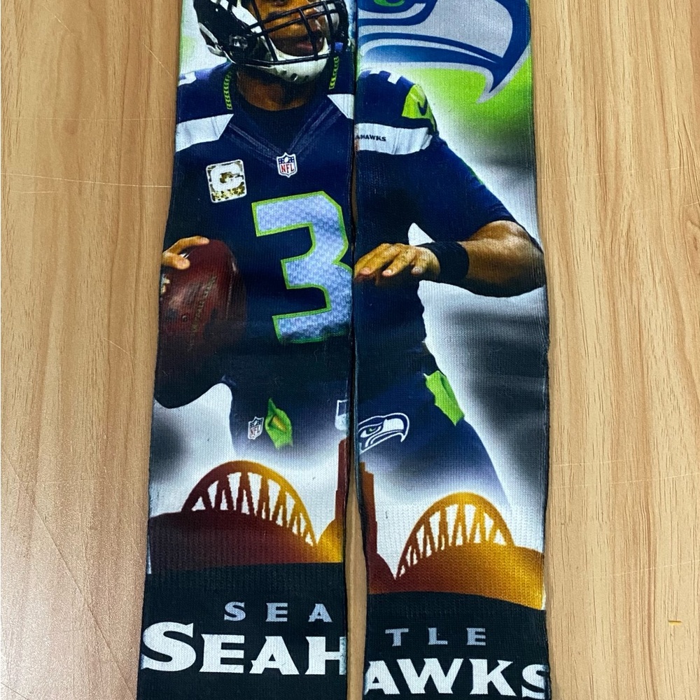 Russell Wilson Size Large (10-13) Seattle Seahawks Socks